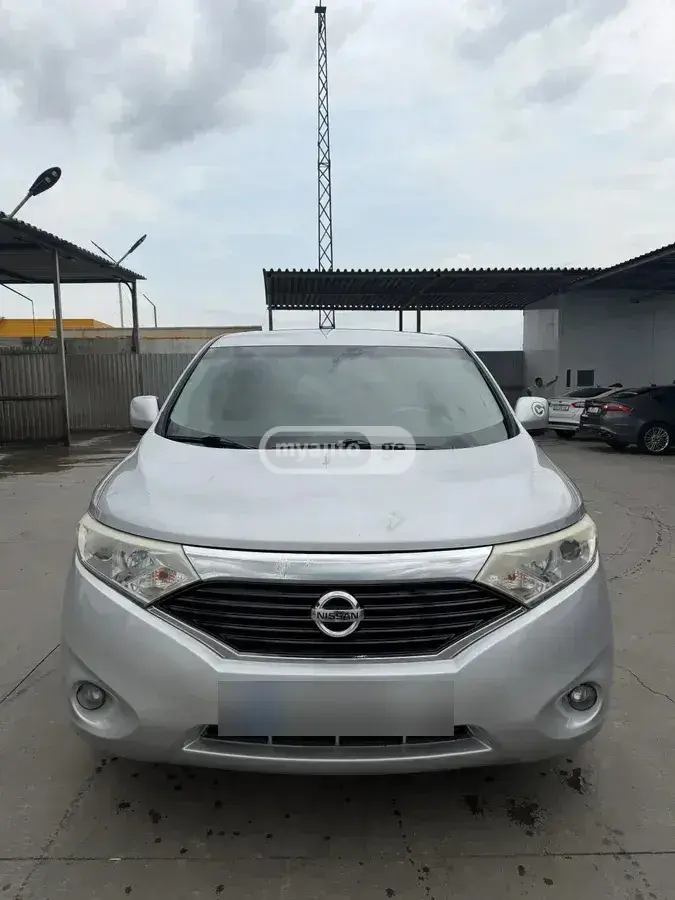 Nissan Quest