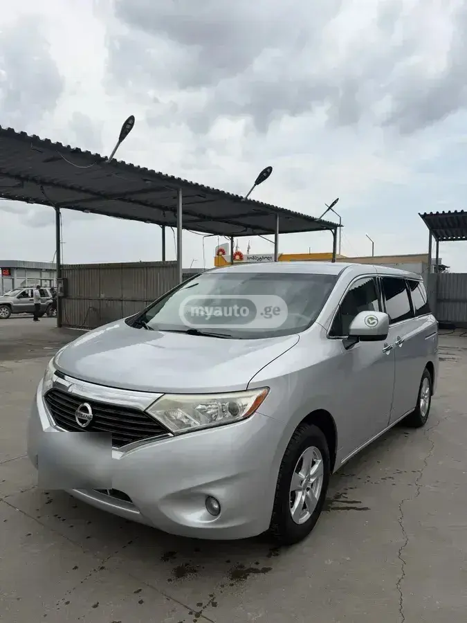 Nissan Quest 2016 — photo 2