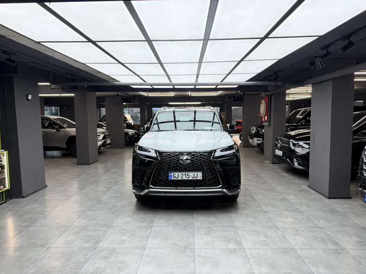 Lexus LX 500