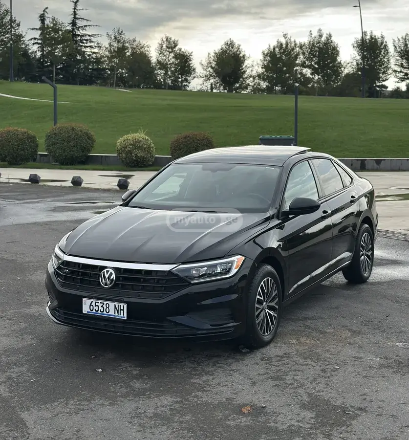 Volkswagen Jetta 2021 — photo 2
