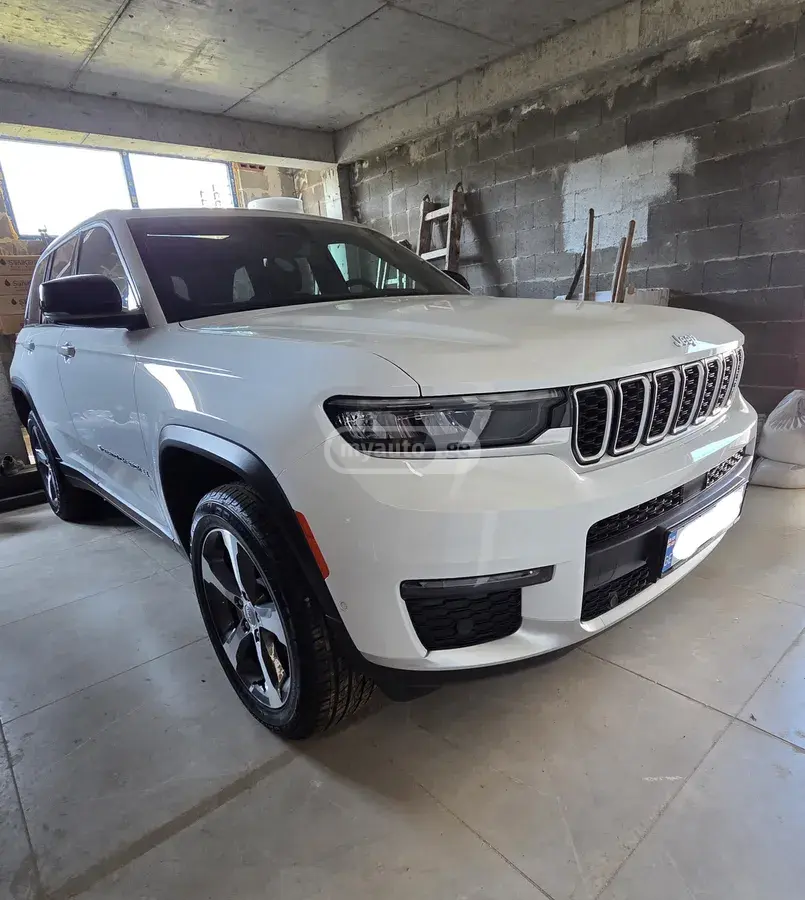 Jeep Grand Cherokee 2025 — photo 2