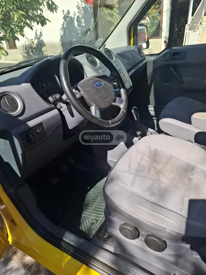 Ford Transit Connect 2011 — photo 2