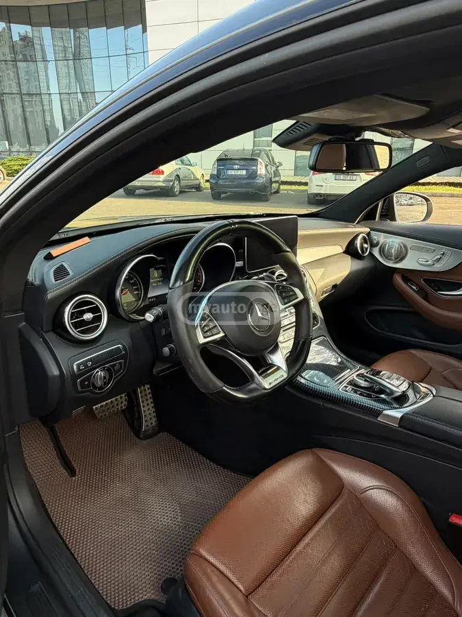 Mercedes-Benz C 43 AMG 2017 — photo 2