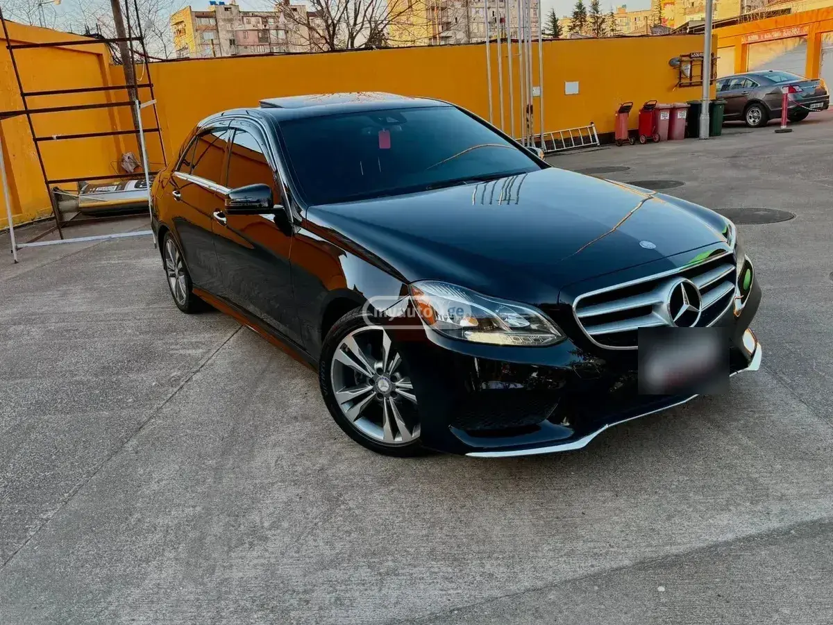 Mercedes-Benz E 350 2014 — photo 2