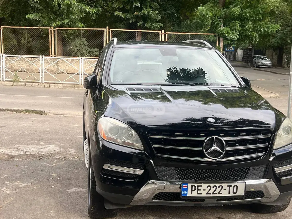 Mercedes-Benz ML 350 2011 — photo 2