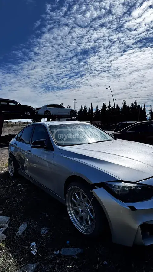 BMW 328 2016 — photo 2