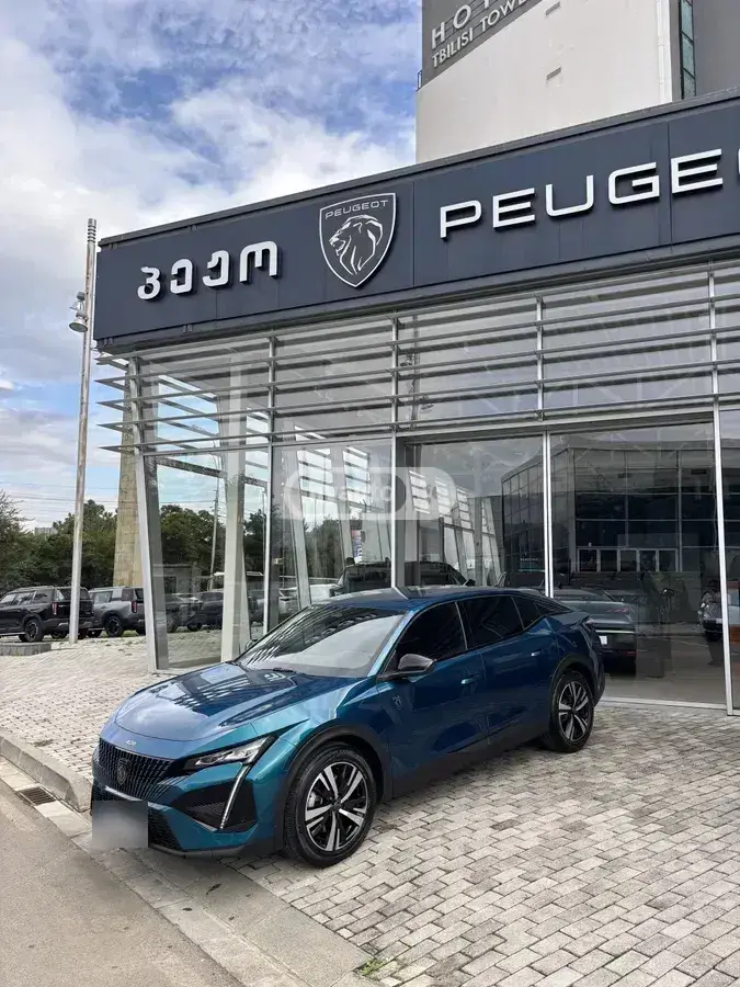 Peugeot 408 2022 — photo 2