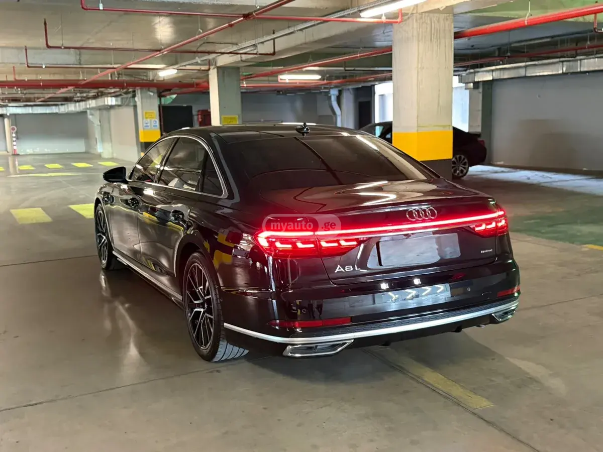 Audi A8 2020 — photo 2