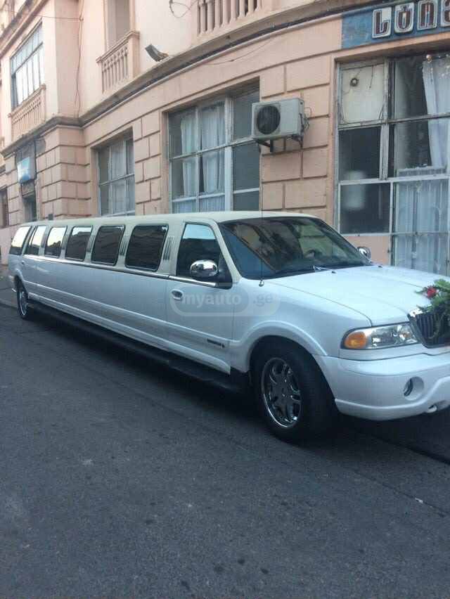 Lincoln Navigator