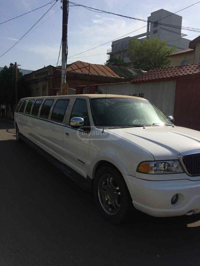 Lincoln Navigator 1999 — photo 2