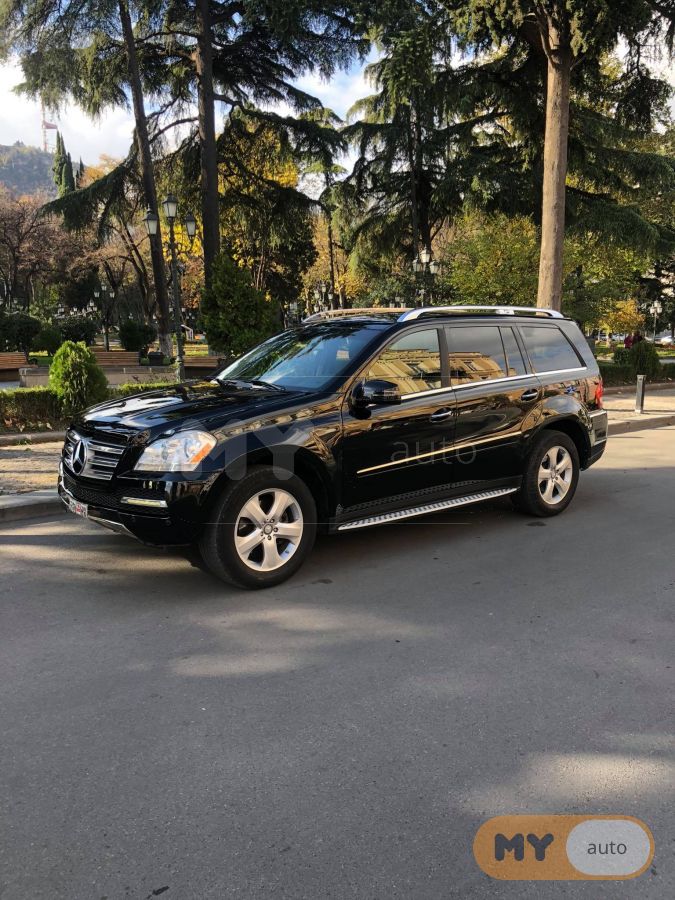 Mercedes-Benz GL 450 2011 — photo 2