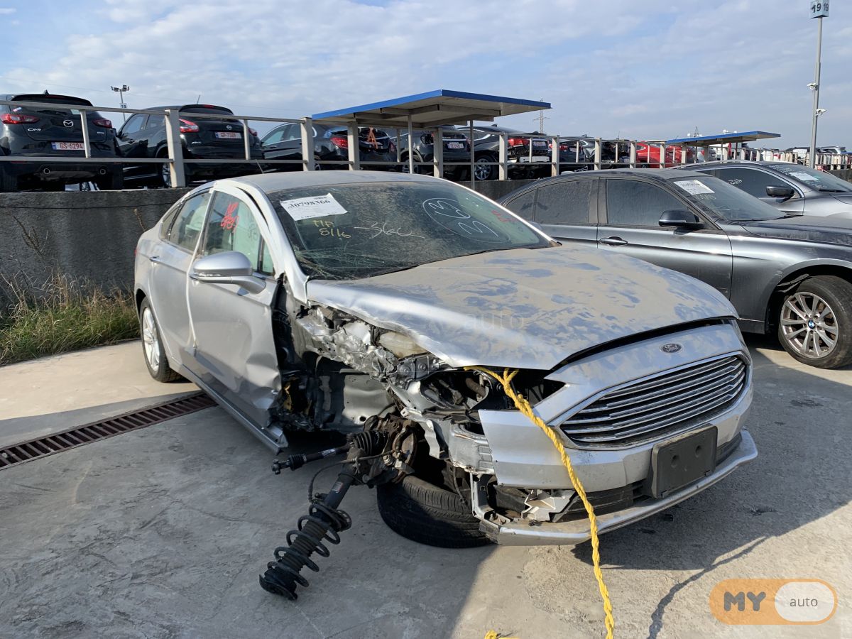Ford Fusion 2018 — photo 2