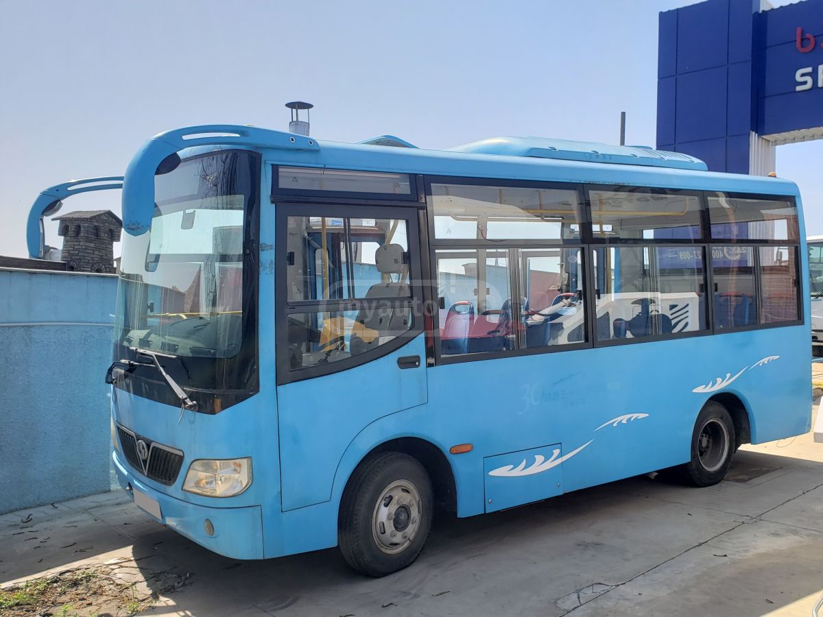 Foton BJ6103/BJ6105 2015 — photo 2
