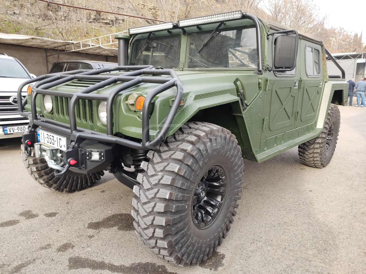 Hummer H1 2002 — photo 2