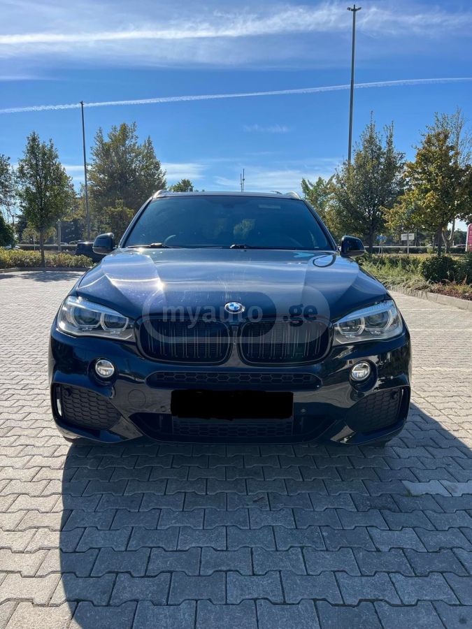 BMW X5 2014 — photo 2