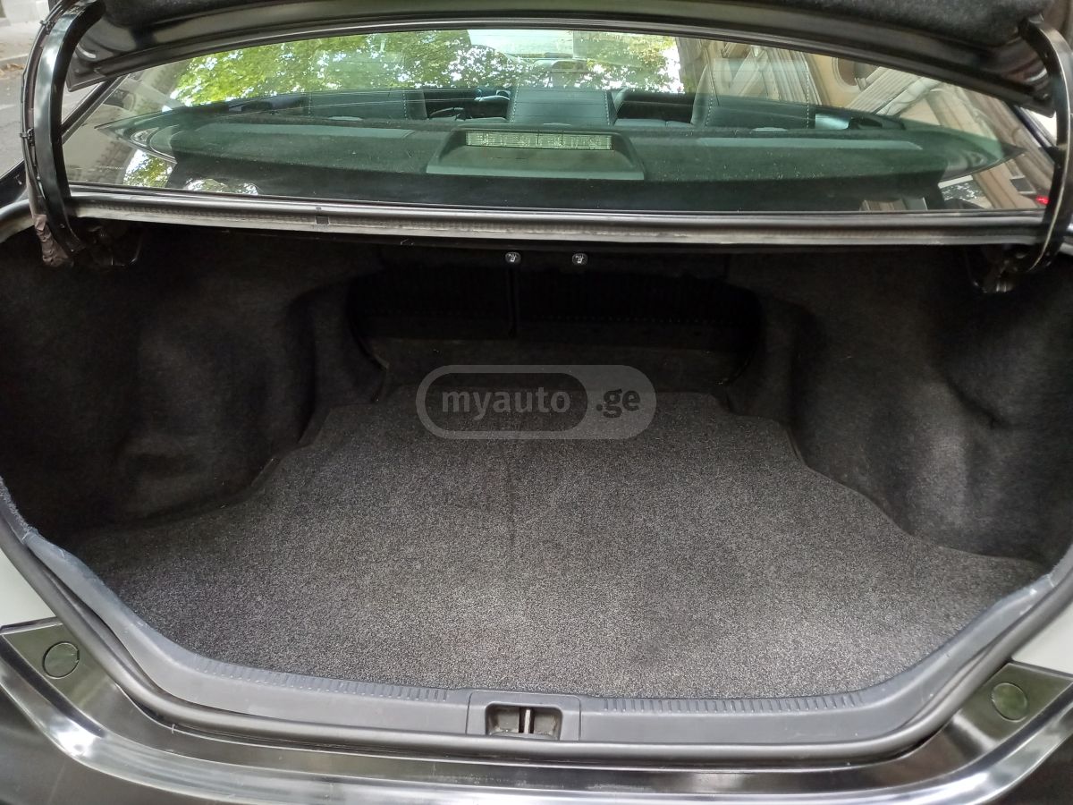 Toyota Camry 2014 — photo 2