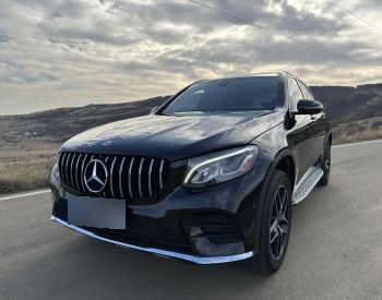 Mercedes-Benz GLC 300 2019 — photo 2