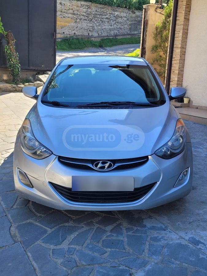 Hyundai Elantra 2013 — photo 2