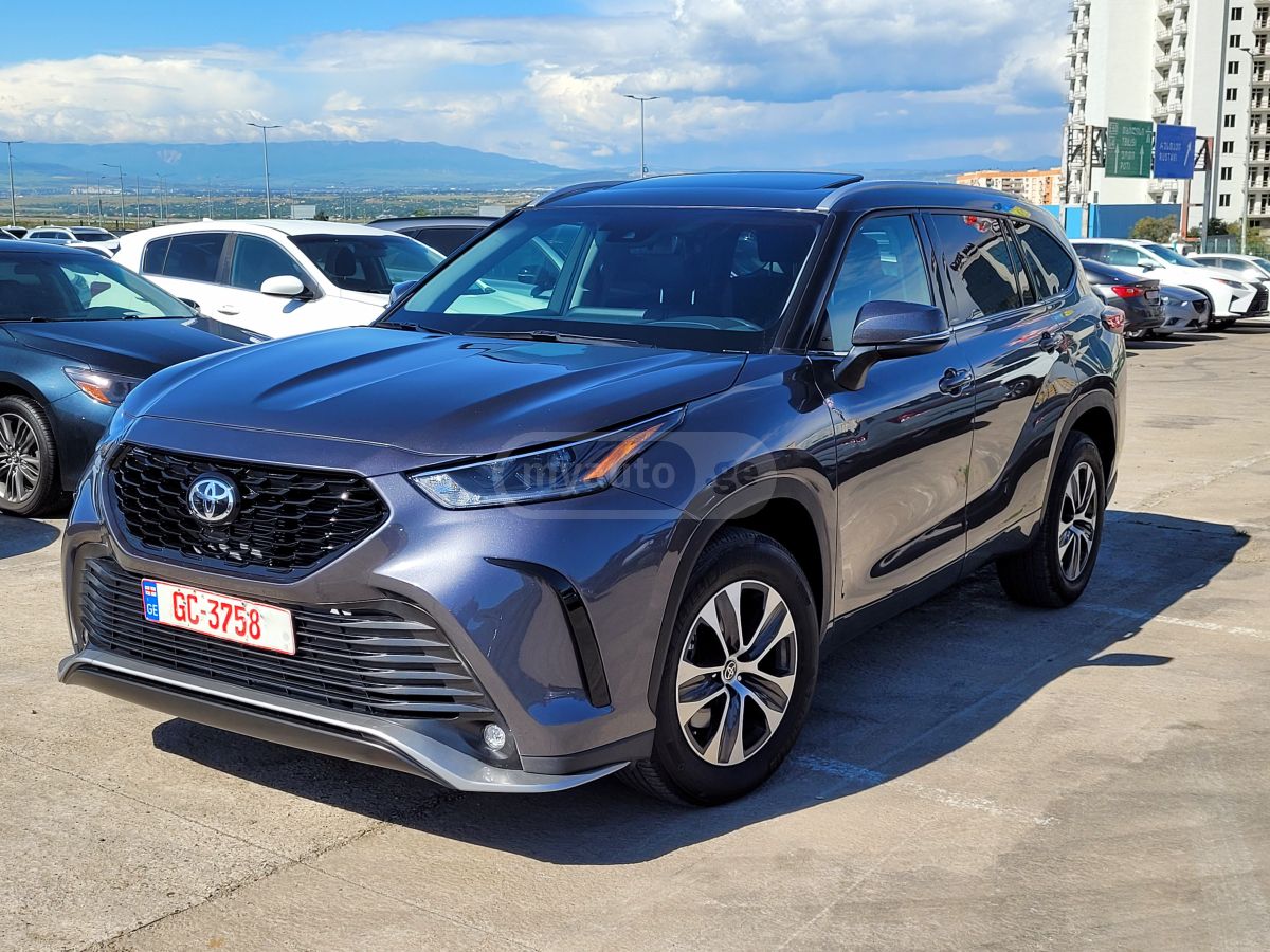 Toyota Highlander 2021 — photo 2