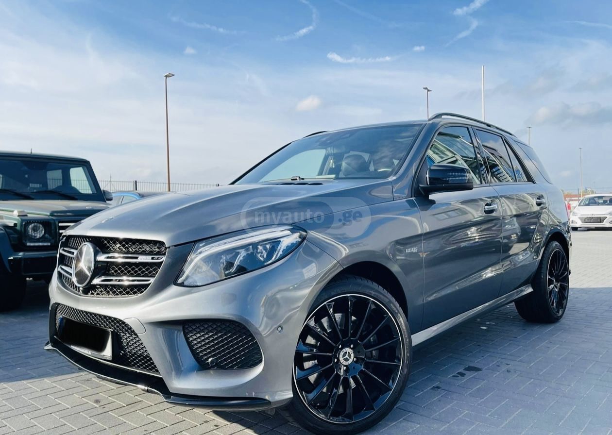 Mercedes-Benz GLE 350 2018 — photo 2