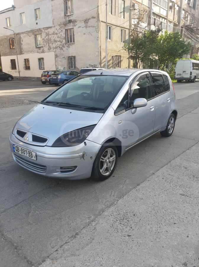 Mitsubishi Colt