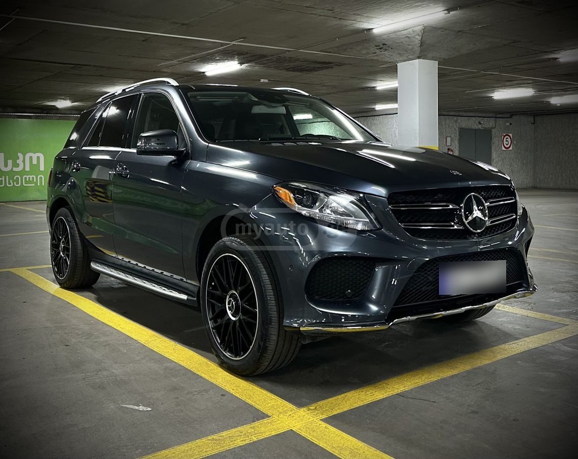 Mercedes-Benz GLE 350 2017 — photo 2