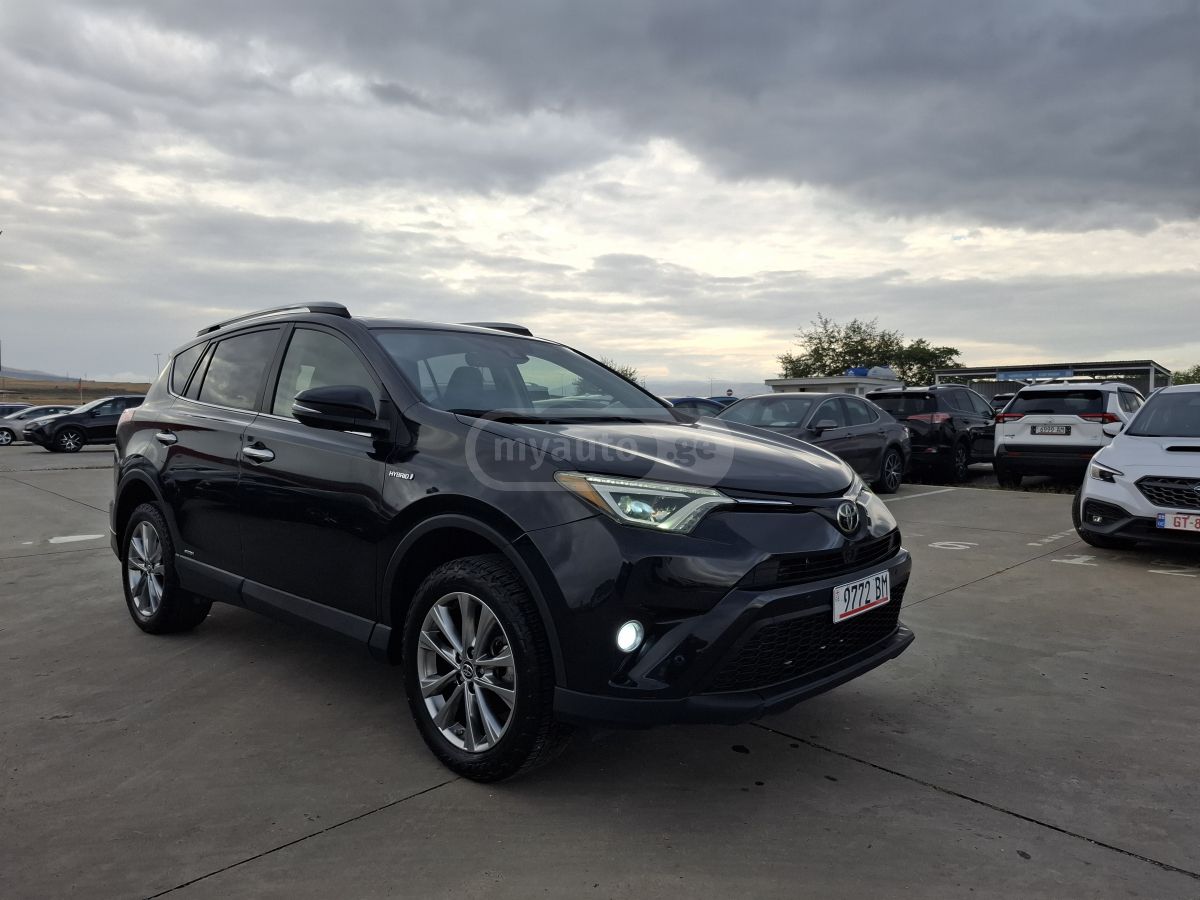 Toyota RAV4 2017 — photo 2