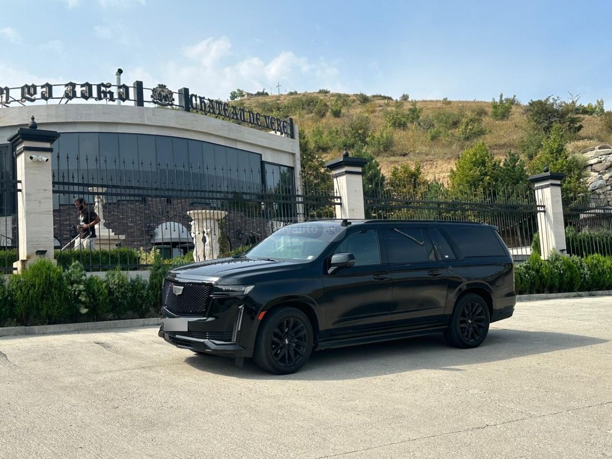Cadillac Escalade 2024 — photo 2