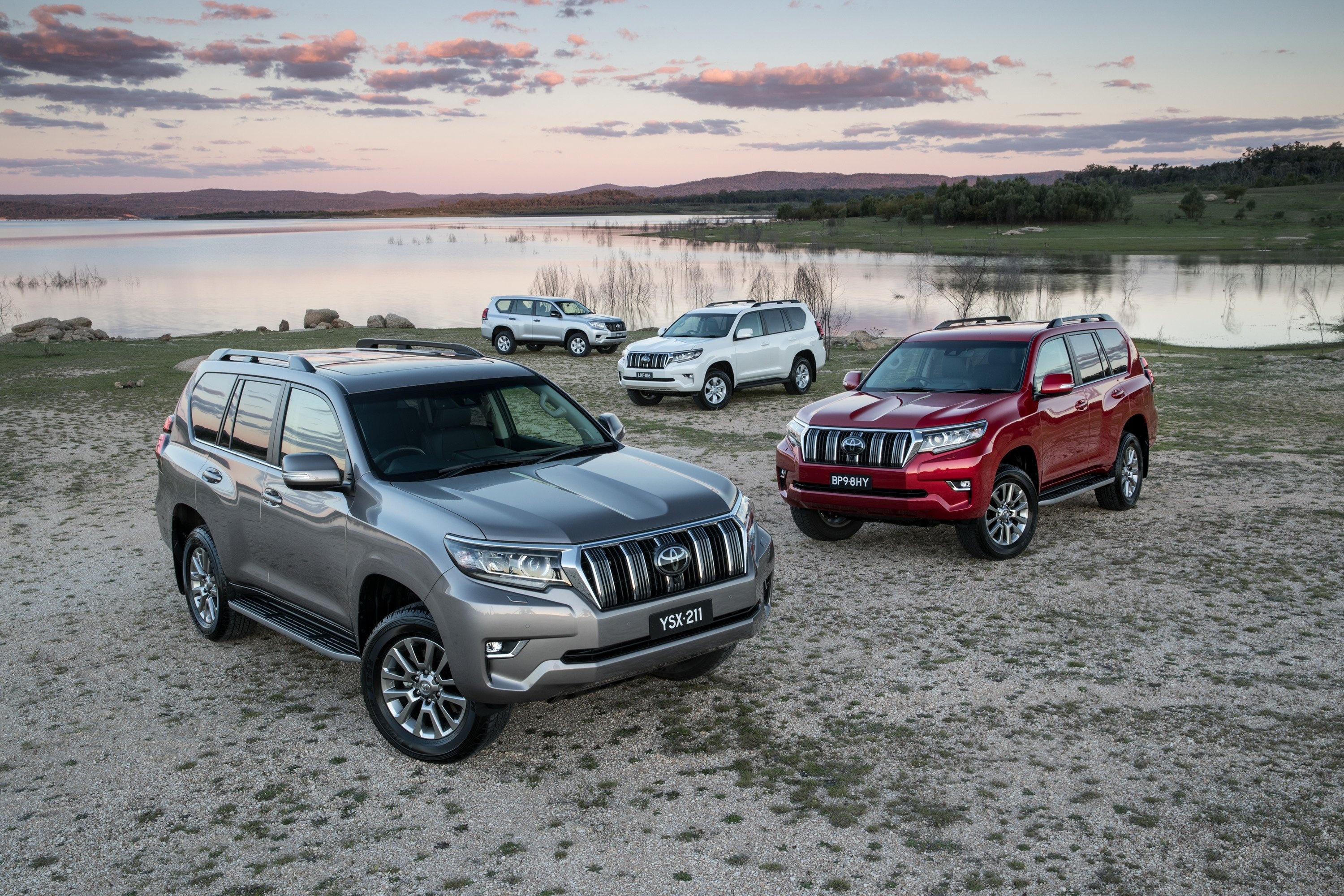 Toyota Land Cruiser Prado 2019 — photo 2