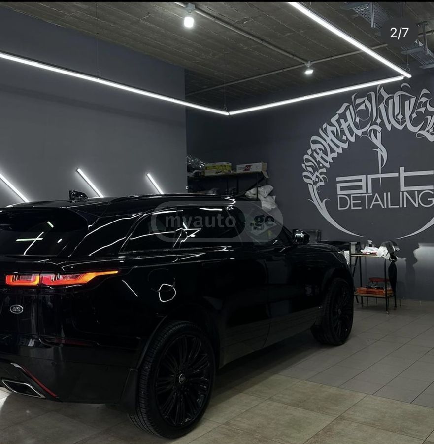 Land Rover Range Rover Velar 2019 — photo 2