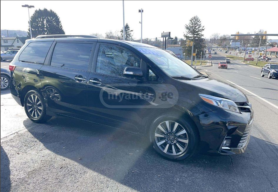 Toyota Sienna