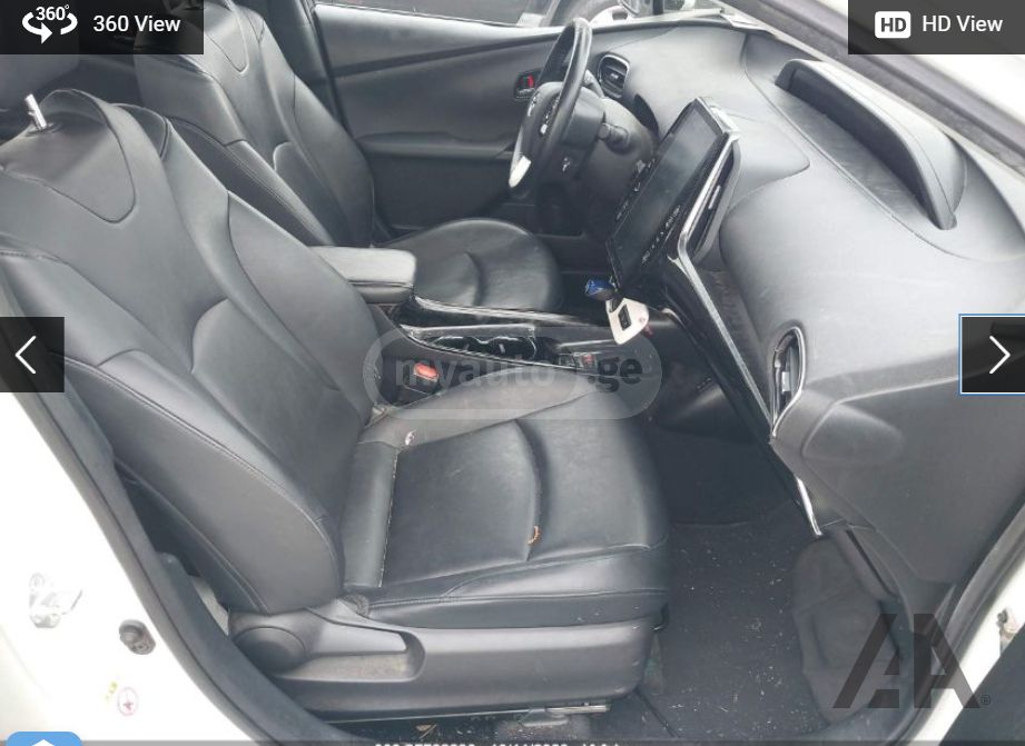Toyota Prius Prime 2018 — photo 2