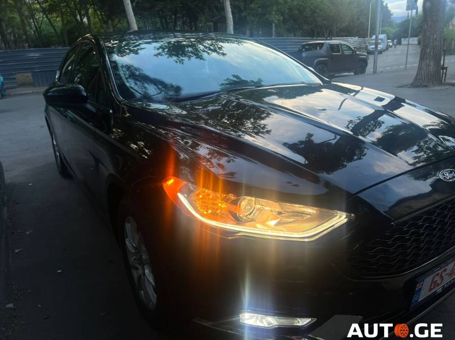 Ford Fusion 2017 — photo 2