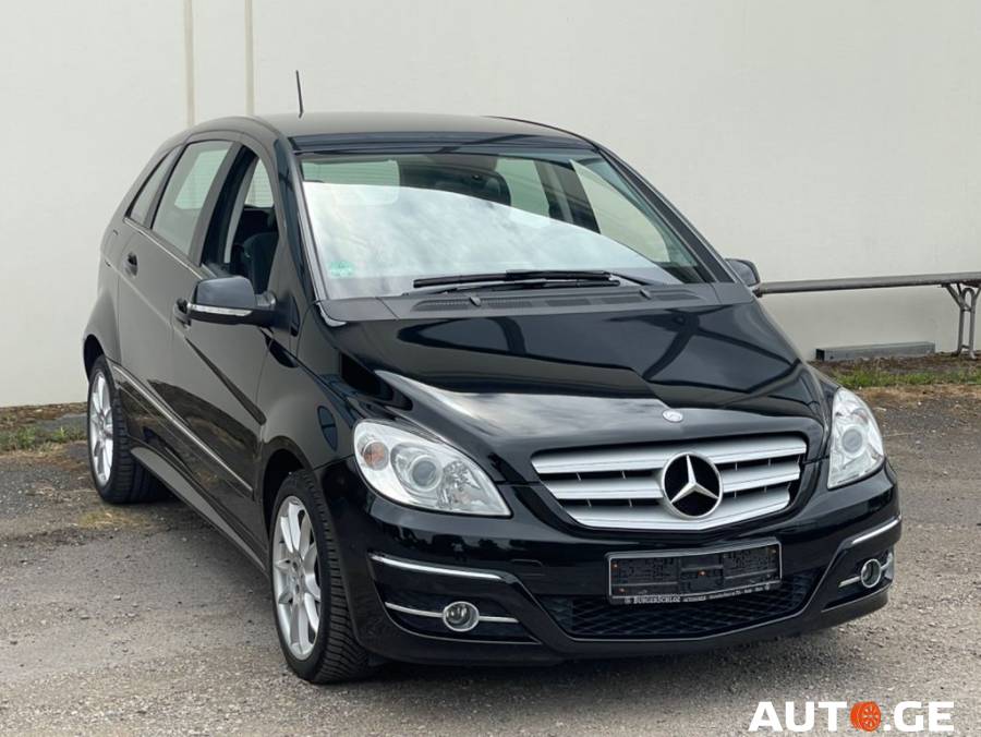 Mercedes-Benz B-180M 2009 — photo 2