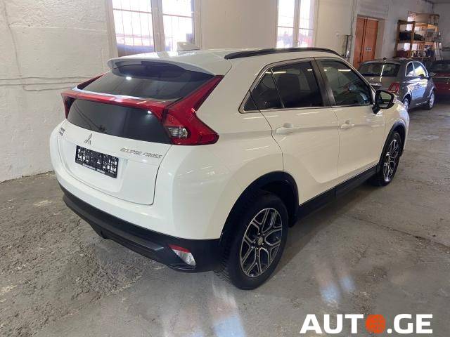 Mitsubishi Eclipse 2019 — photo 2