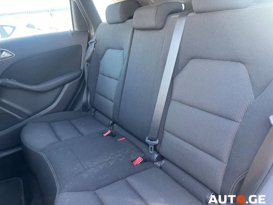 Mercedes-Benz B-200M 2011 — photo 2