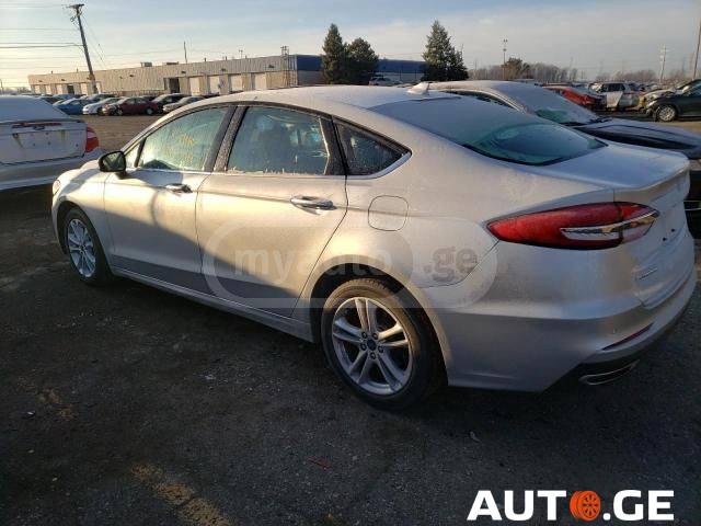 Ford Fusion 2019 — photo 2
