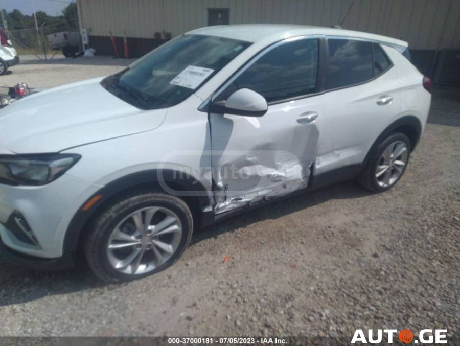 Buick Encore 2020 — photo 2