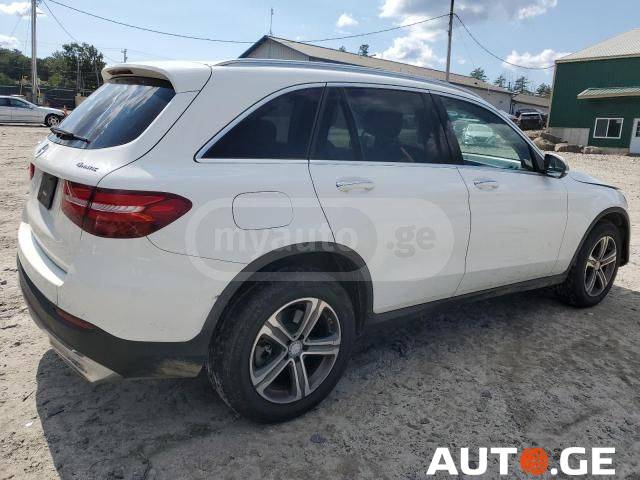 Mercedes-Benz 300-Glc 2017 — photo 2