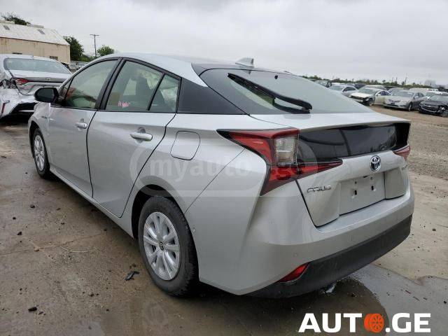 Toyota Prius 2022 — photo 2