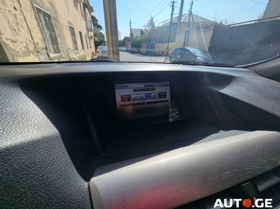 Lexus Rx-450H 2011 — photo 2