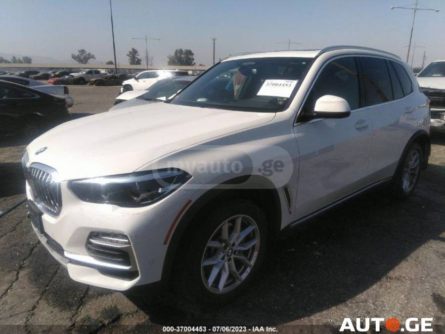 BMW X5 2021 — photo 2