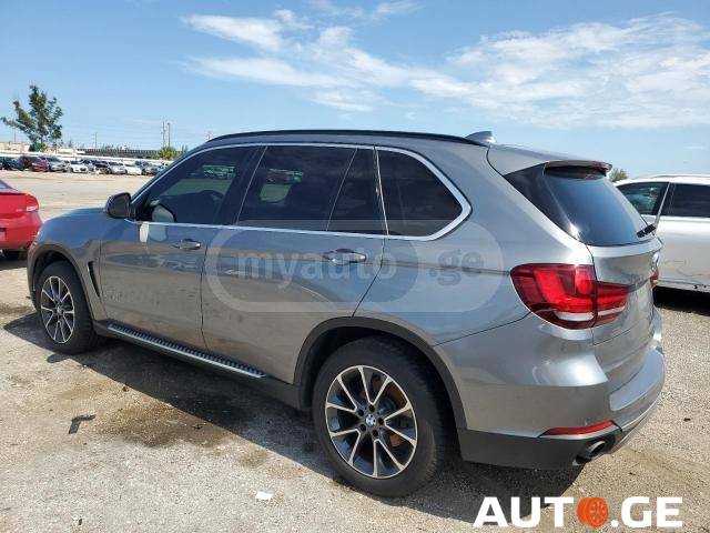 BMW X5 2015 — photo 2