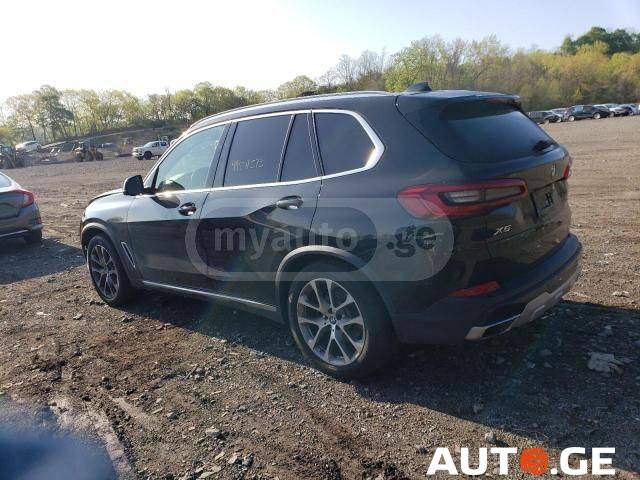 BMW X5 2019 — photo 2
