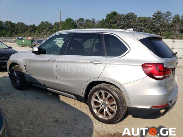 BMW X5 2015 — photo 2
