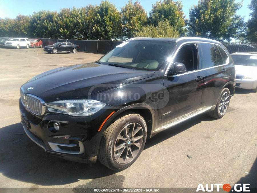 BMW X5 2015 — photo 2