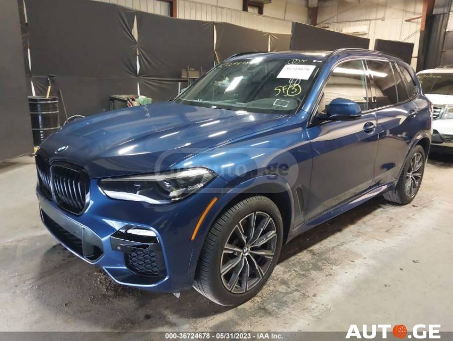 BMW X5 2021 — photo 2
