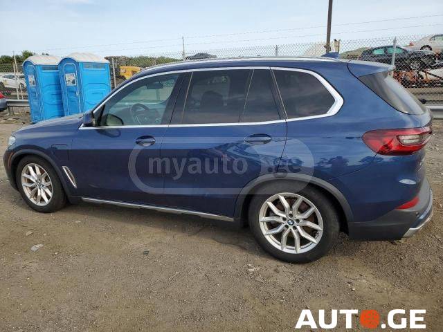 BMW X5 2021 — photo 2