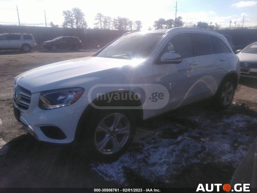 Mercedes-Benz 300-Glc 2018 — photo 2