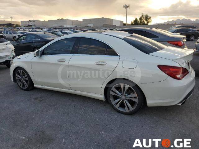 Mercedes-Benz Cla-250C 2015 — photo 2